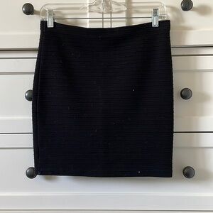 Forever 21 Women’s Black Ribbed Mini Skirt - Size Medium